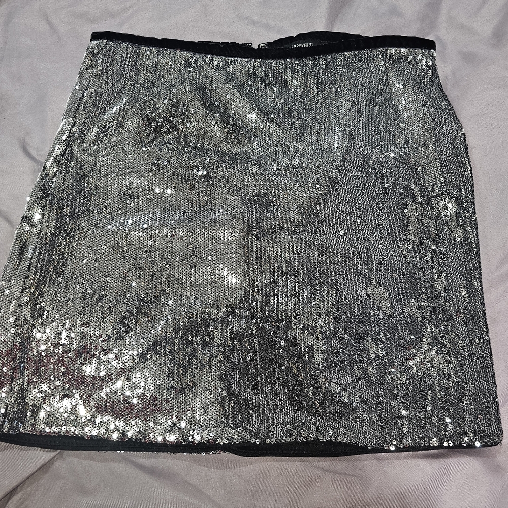 Forver 21 Silver Sequin Mini Skirt